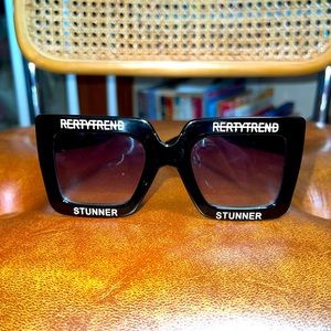 Square semi cat-eye Sunglasses